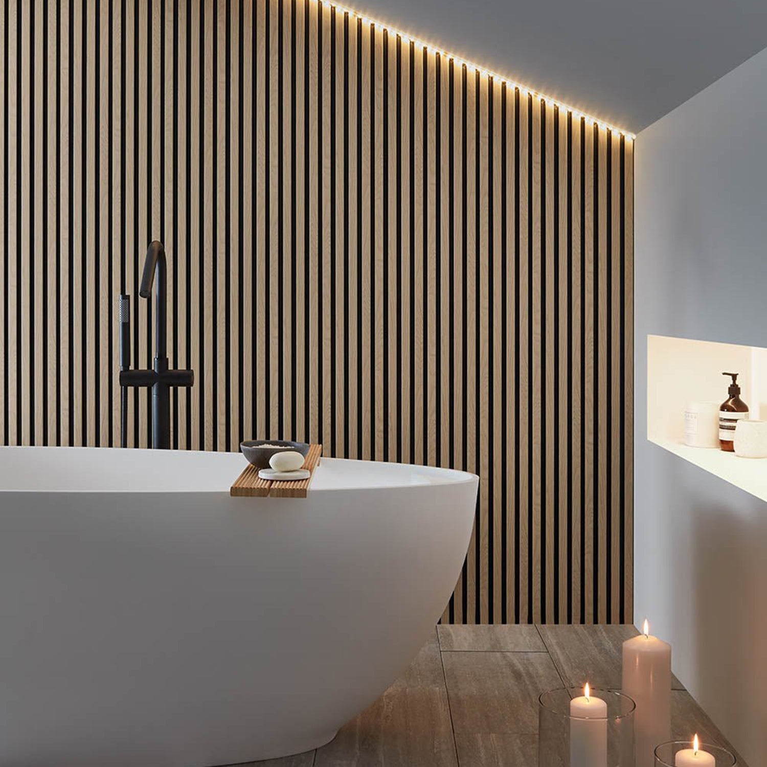 SlatWall Waterproof Natural Oak and Black